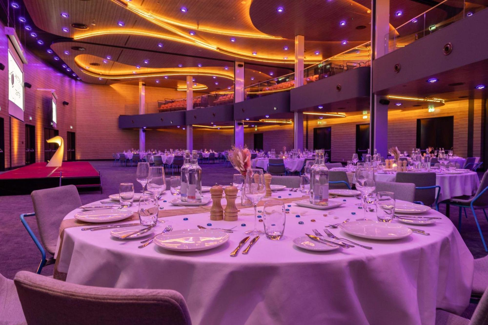 Park Inn By Radisson Amsterdam City West Esterno foto The venue